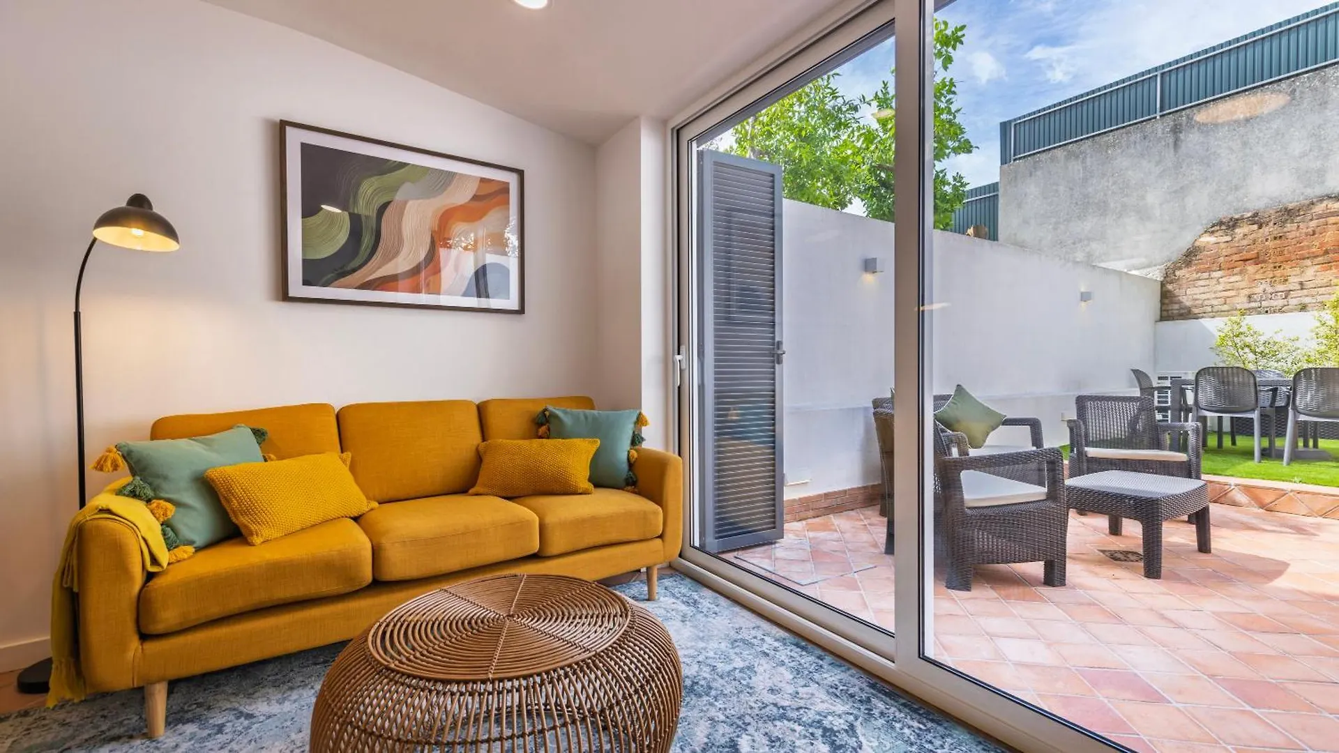 Sunny Garden 2Bdr Apartment By Lovelystay Lisbon